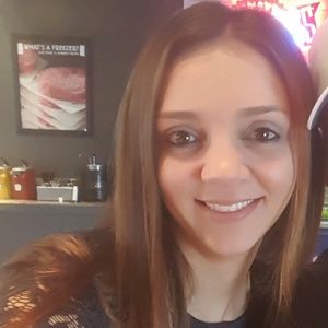 Meet your Posher, Ashly